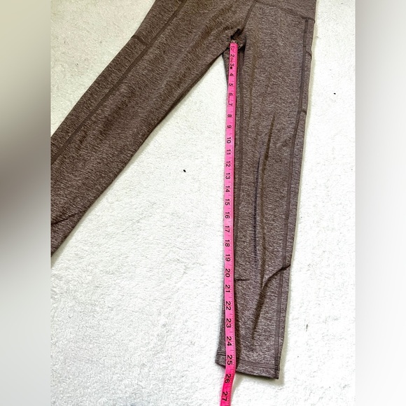 Offline by Aerie The Hugger Legging Hi-Rise Tight - Medium - Picture 5 of 10